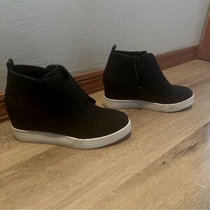 Dream pairs black ankle boots 7.5